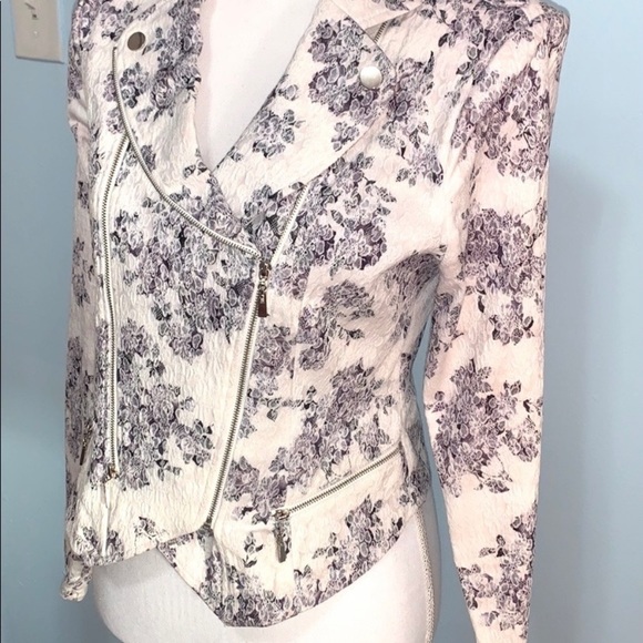 Floral Jacket Size M - Picture 7 of 14